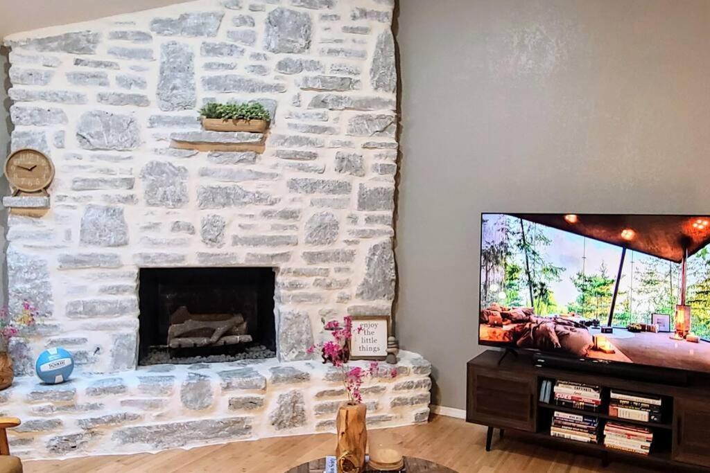 Centrally Located In Rogers And Bentonville! -Private Rooms מראה חיצוני תמונה